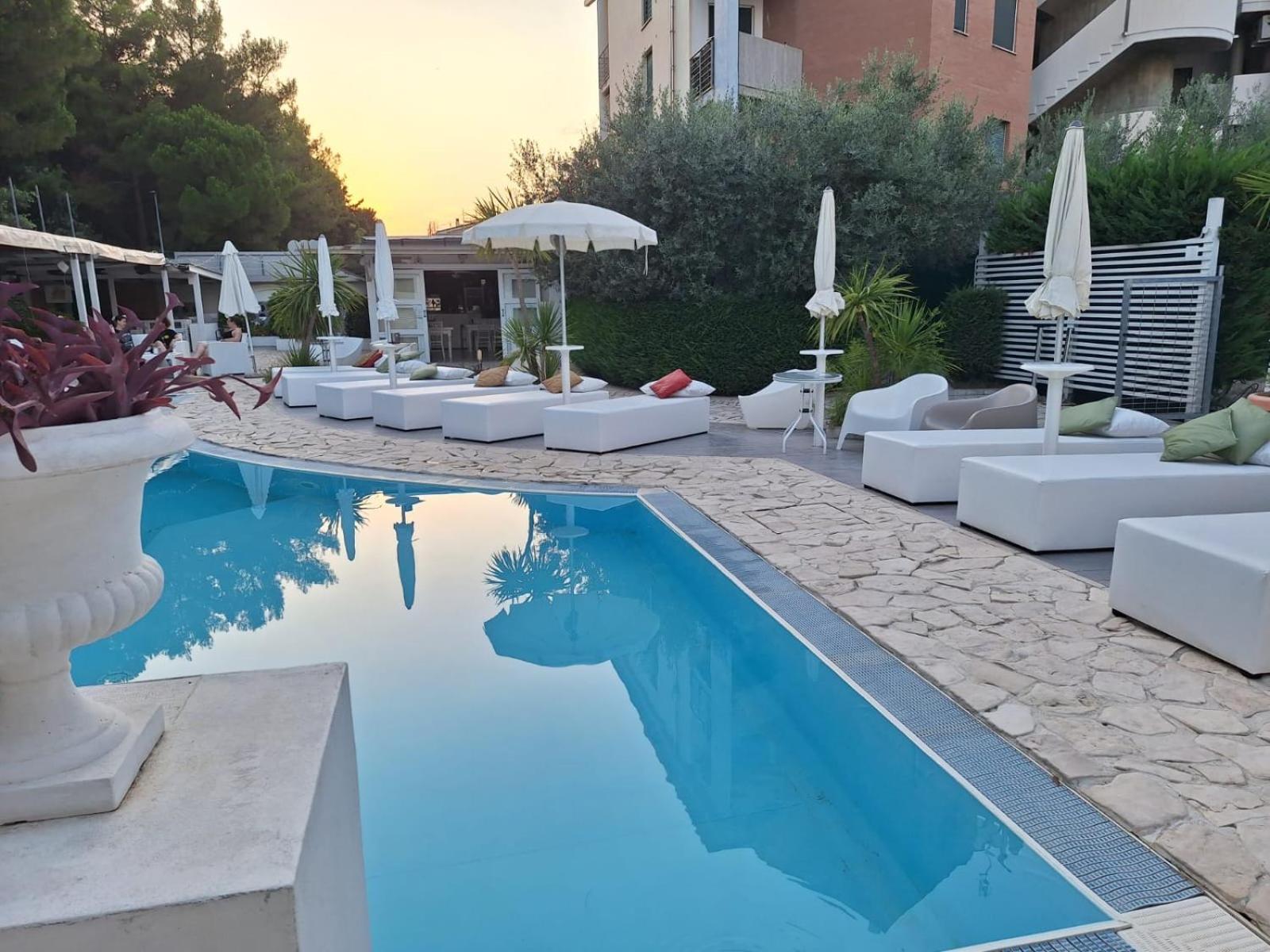 B&B Biancopineta - San Salvo Marina Buitenkant foto